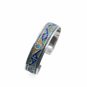 Berber silver cuff bracelet with flowers engraved patterns