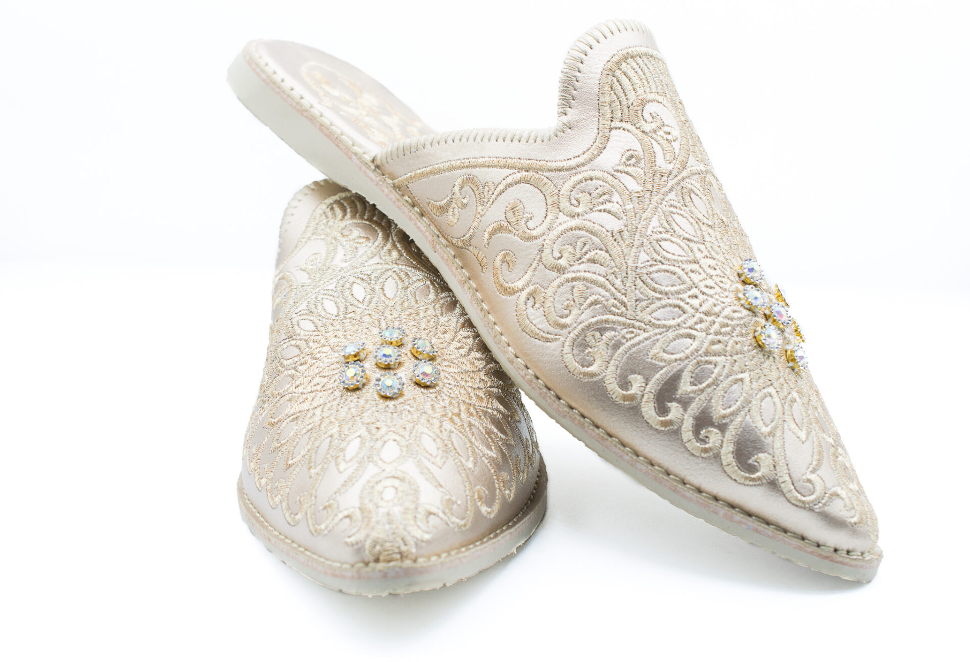 Moroccan leather slippers, wedding mules - Madeinatlas