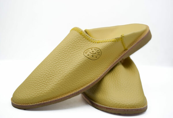 Beige Moroccan sheepskin slippers for men