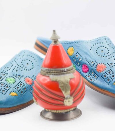 Chaussons marocains Berbére en cuir pour femmes en bleu