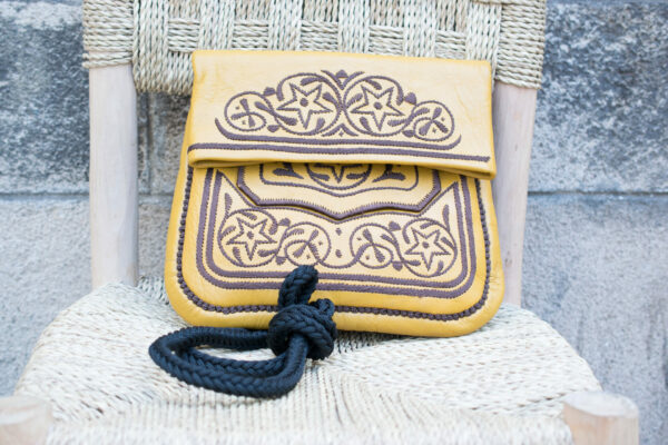 Beige Moroccan leather bag