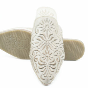 Beige Traditional Moroccan shoes